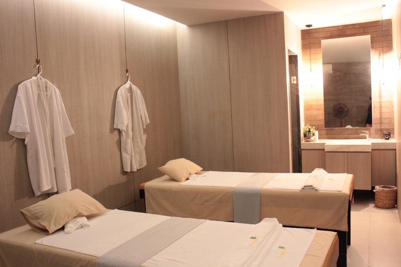 Holiday Palace Ou Chrov Екстер'єр фото