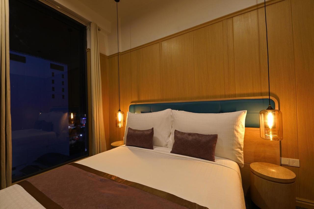 Holiday Palace Ou Chrov Екстер'єр фото